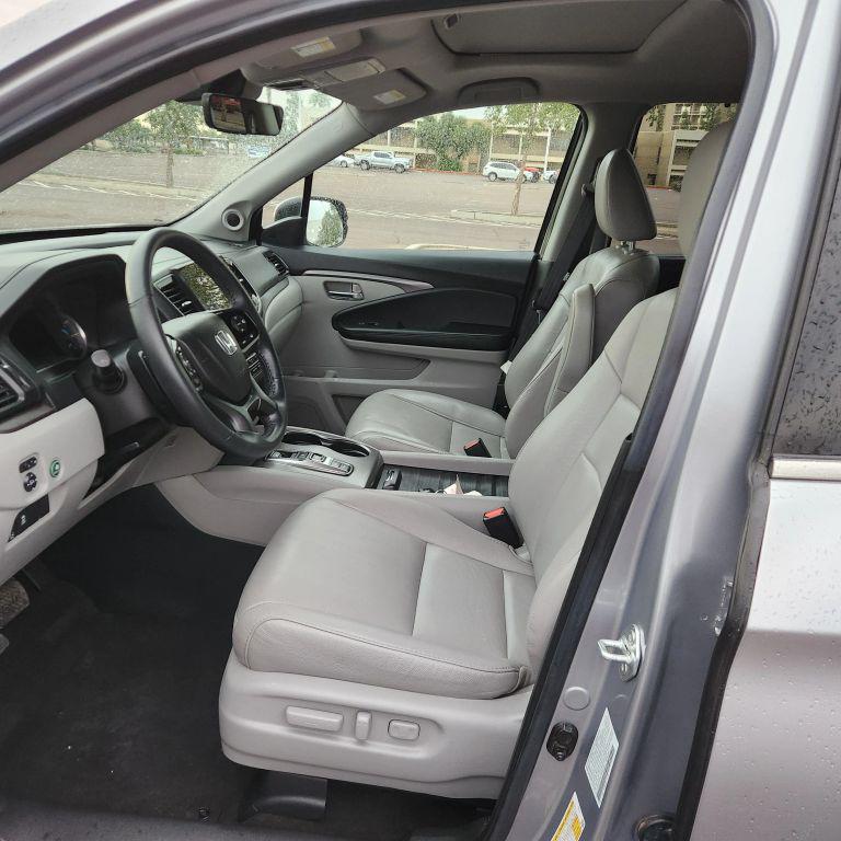 used 2022 Honda Pilot car, priced at $22,900