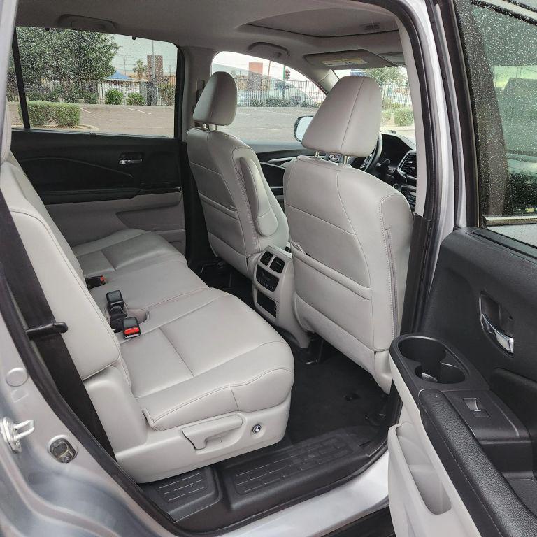 used 2022 Honda Pilot car, priced at $22,900