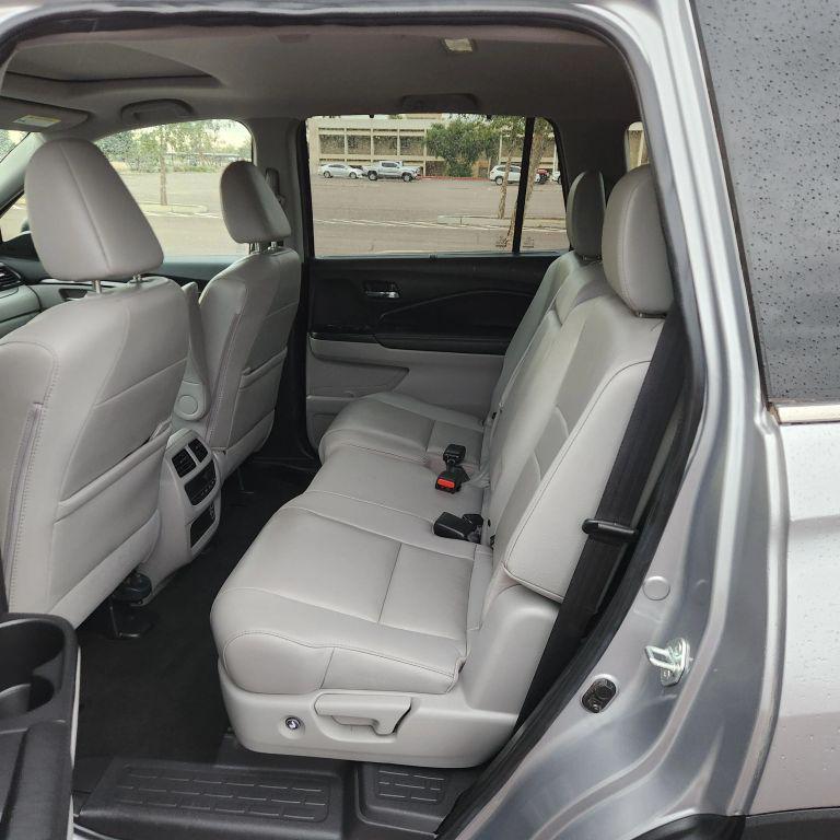 used 2022 Honda Pilot car, priced at $22,900