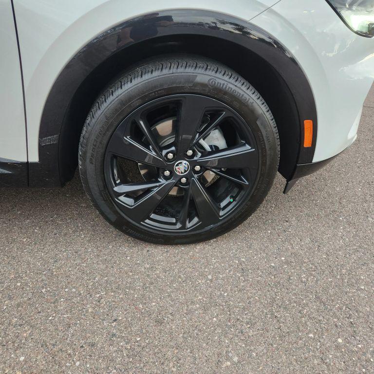 used 2023 Buick Envision car, priced at $20,900