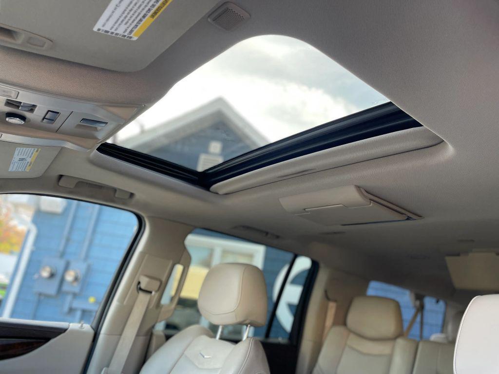 used 2015 Cadillac Escalade ESV car, priced at $24,995
