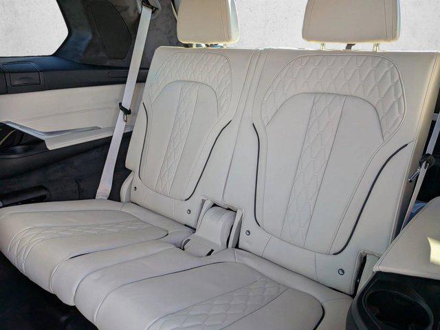 new 2026 BMW X7 car, priced at $131,069