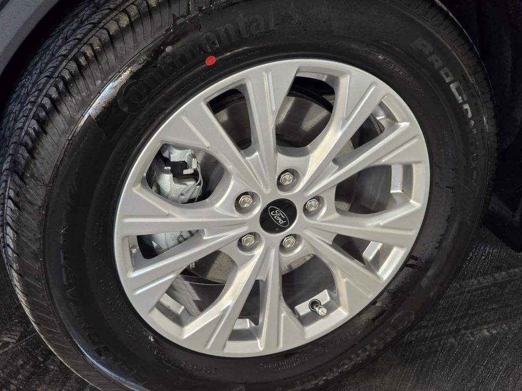 new 2026 Ford Escape car, priced at $24,470