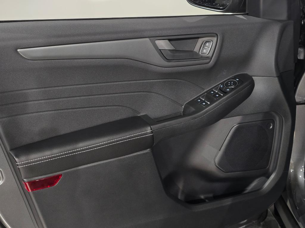 new 2026 Ford Escape car, priced at $23,245