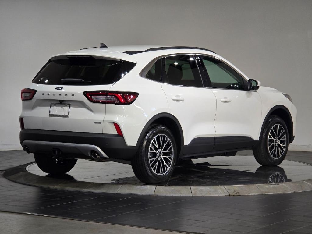 new 2026 Ford Escape car, priced at $27,885