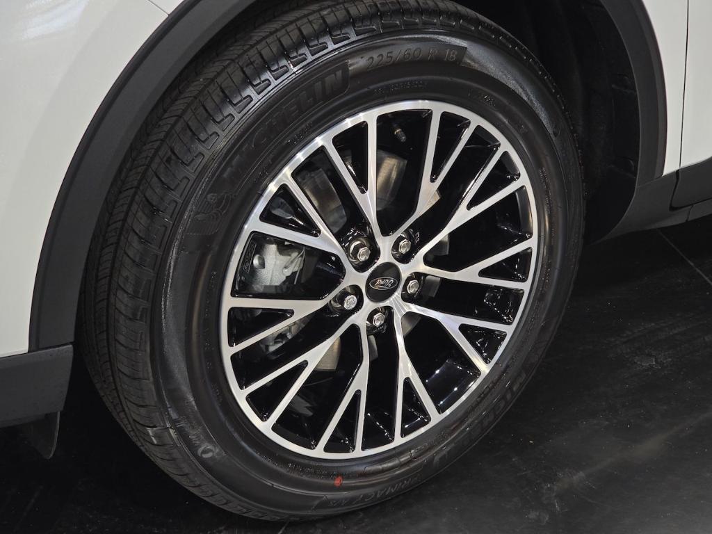 new 2026 Ford Escape car, priced at $27,885