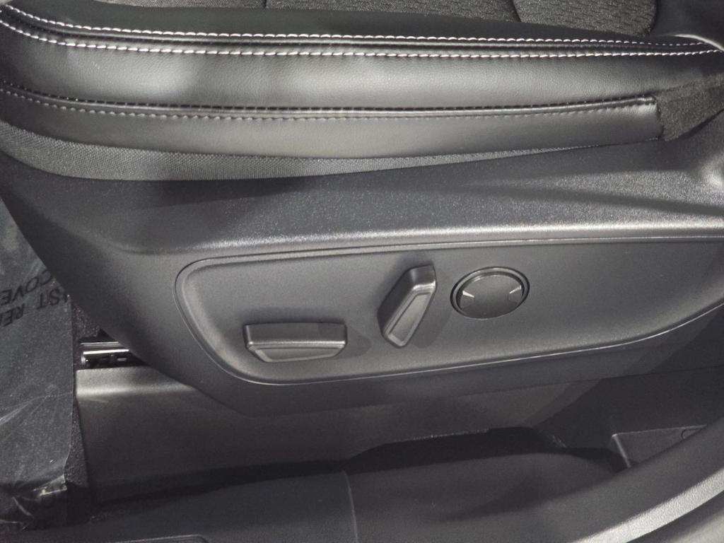 new 2026 Ford Escape car, priced at $27,885