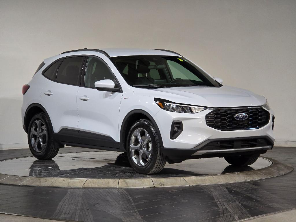 used 2025 Ford Escape car, priced at $25,441