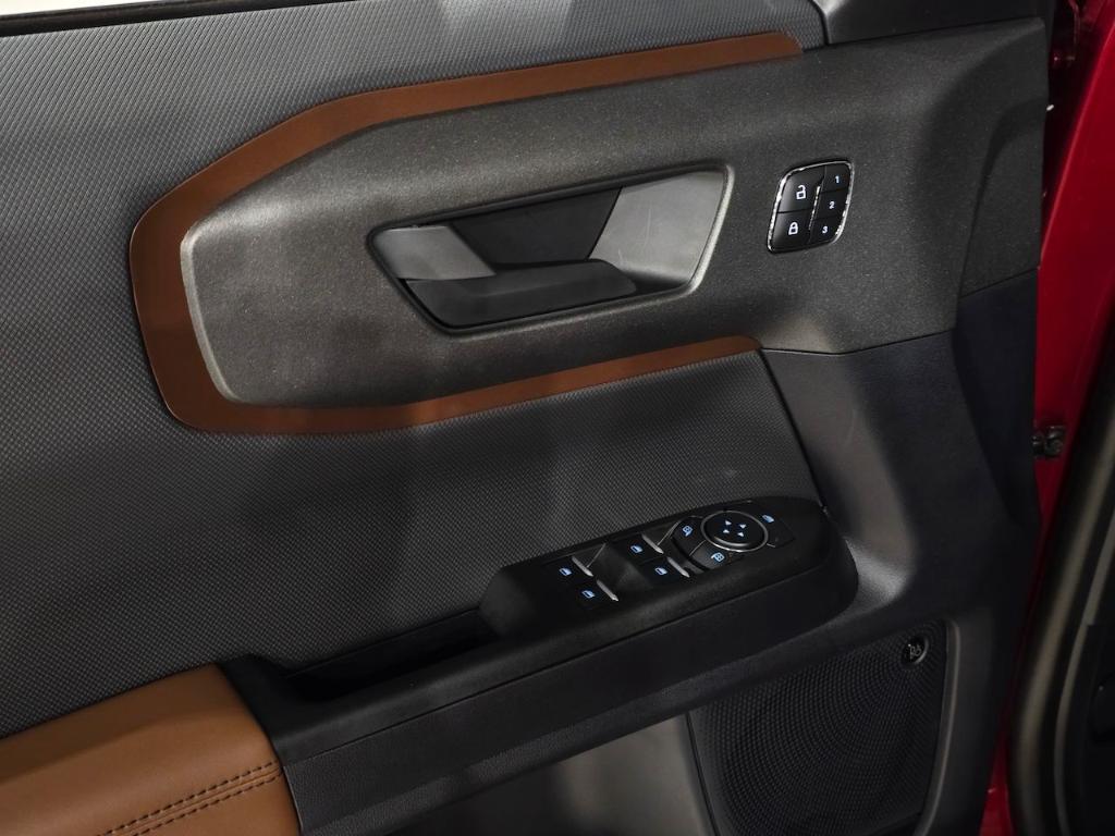 new 2025 Ford Bronco Sport car, priced at $32,490