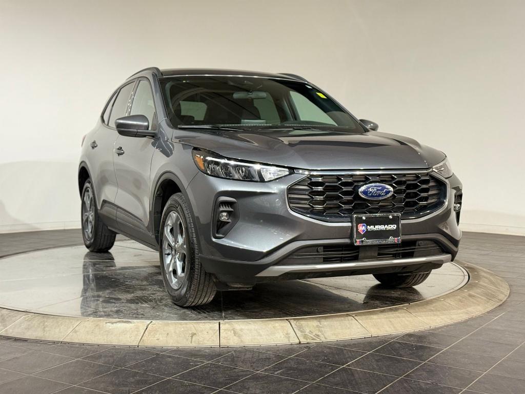 used 2025 Ford Escape car, priced at $25,221