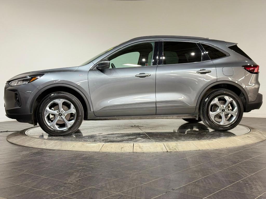 used 2025 Ford Escape car, priced at $25,221