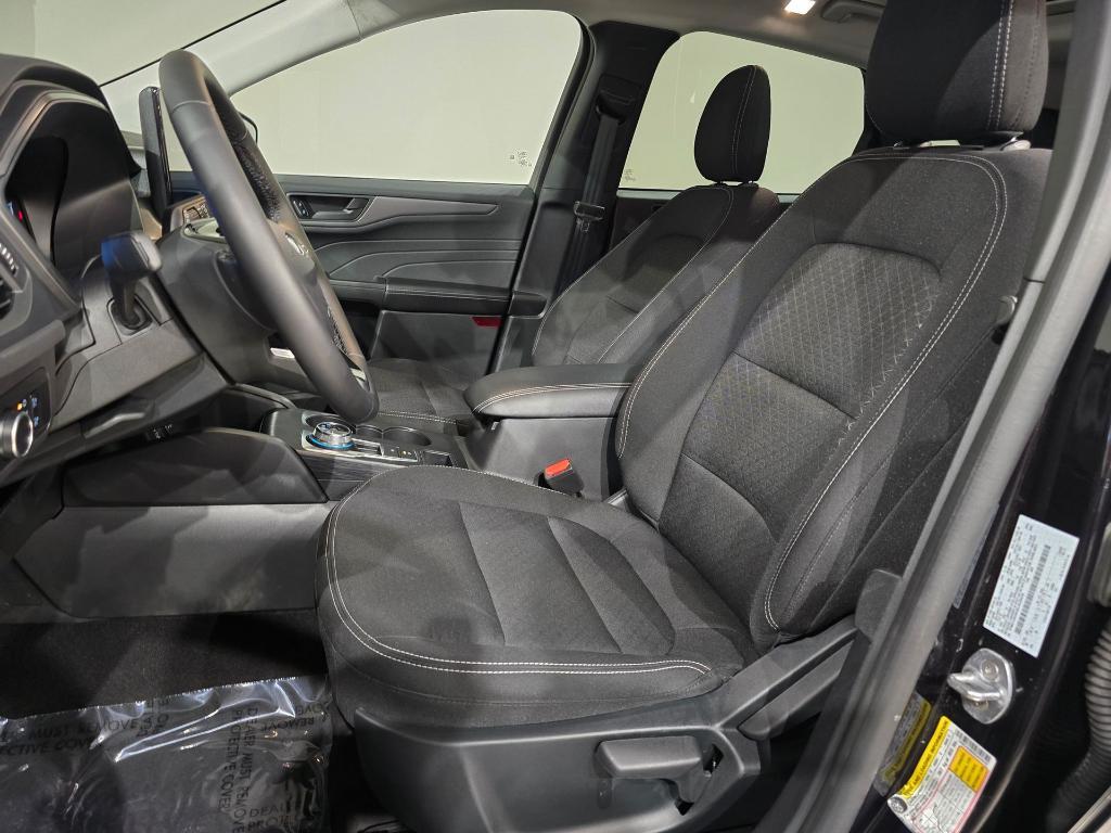 used 2025 Ford Escape car, priced at $25,111