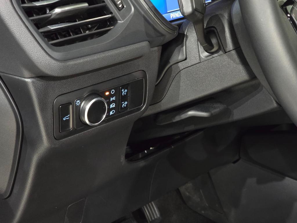 used 2025 Ford Escape car, priced at $25,111