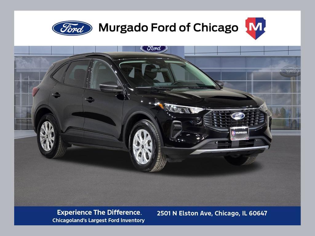 used 2025 Ford Escape car, priced at $25,111