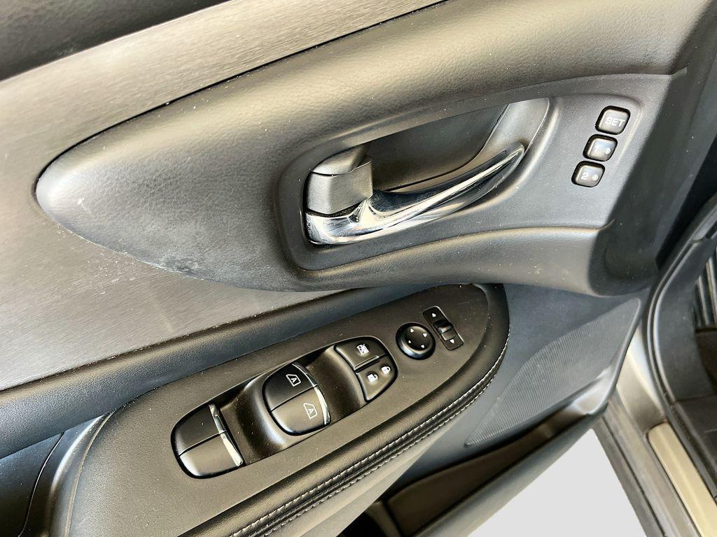 used 2021 Nissan Murano car, priced at $20,000