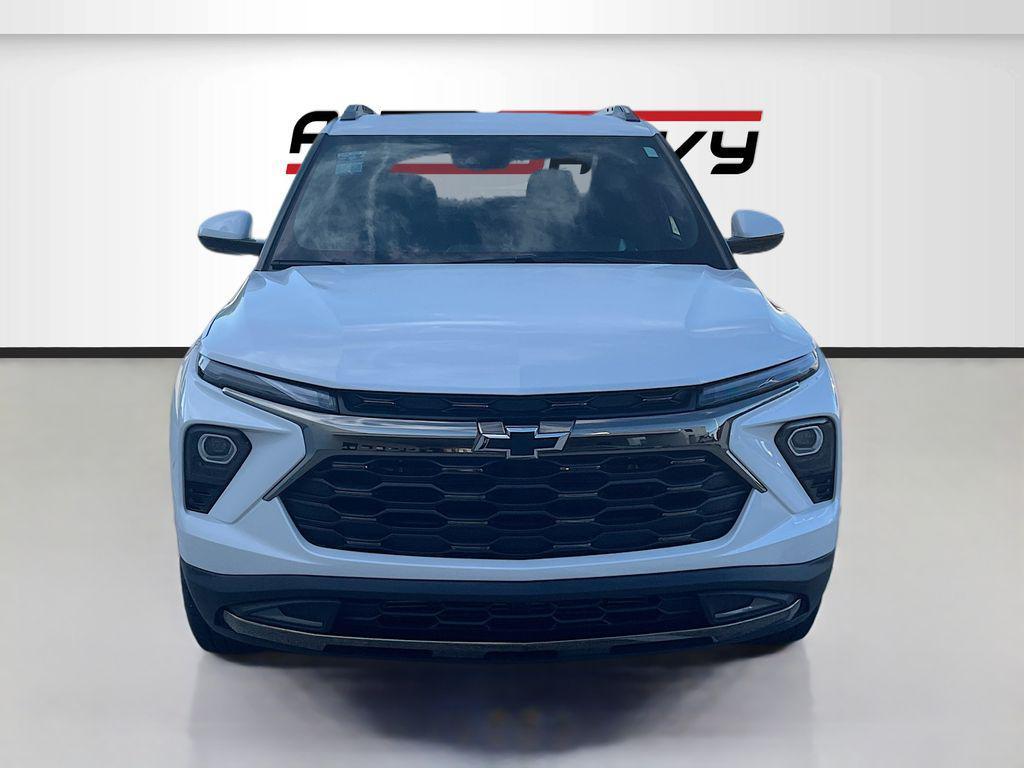 used 2025 Chevrolet TrailBlazer car, priced at $20,000