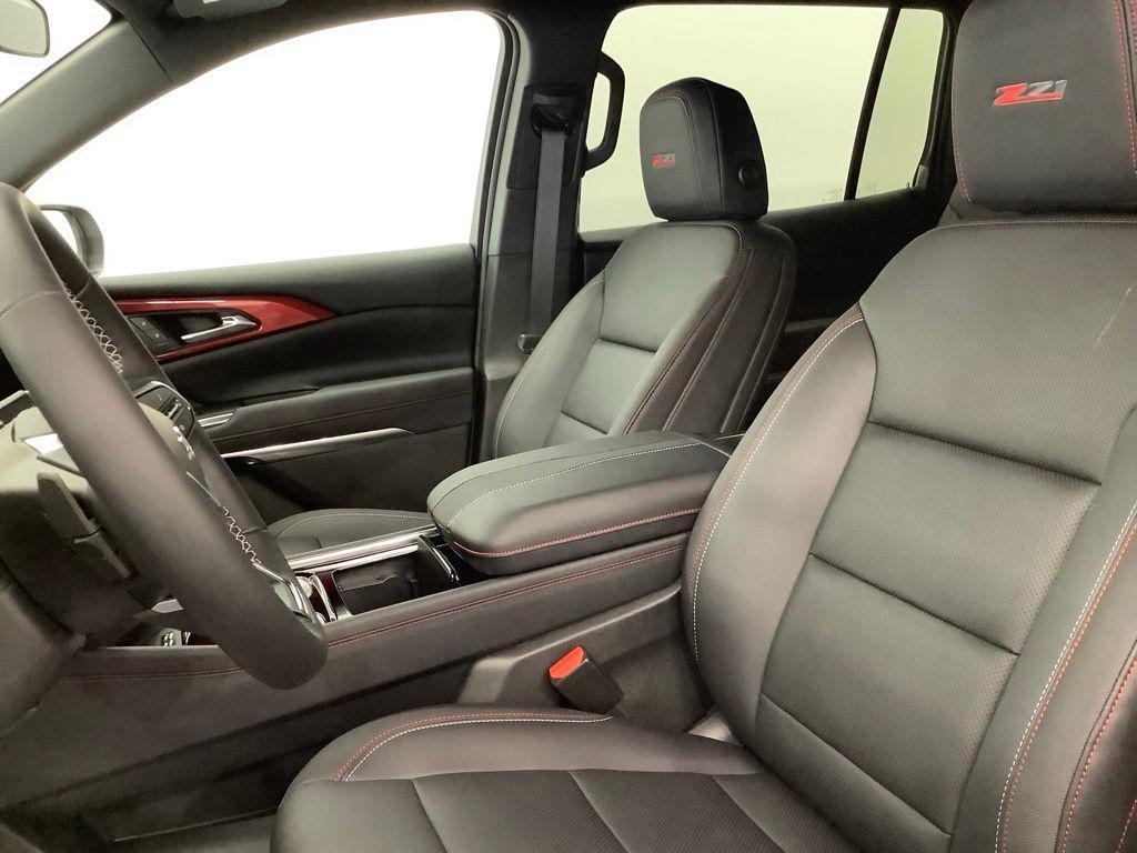 new 2026 Chevrolet Traverse car