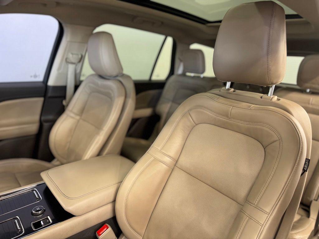 used 2022 Lincoln Aviator car, priced at $30,980