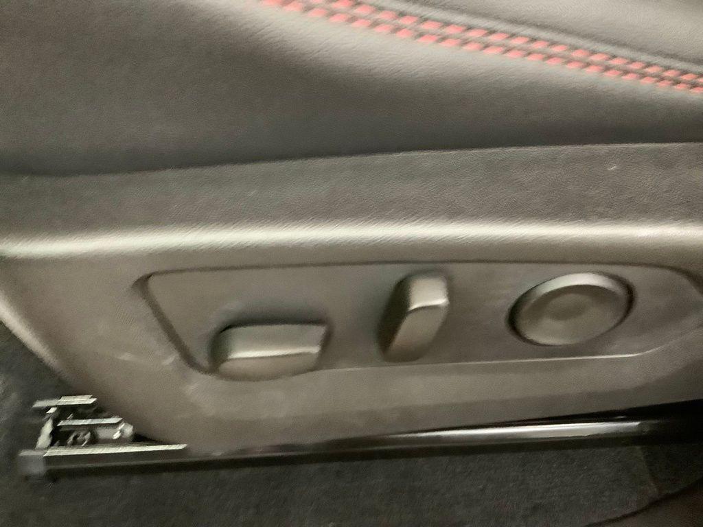 new 2025 Chevrolet Colorado car