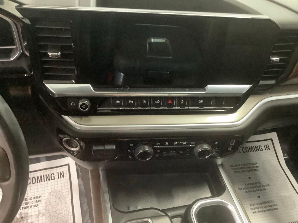 used 2022 Chevrolet Silverado 1500 car, priced at $47,980