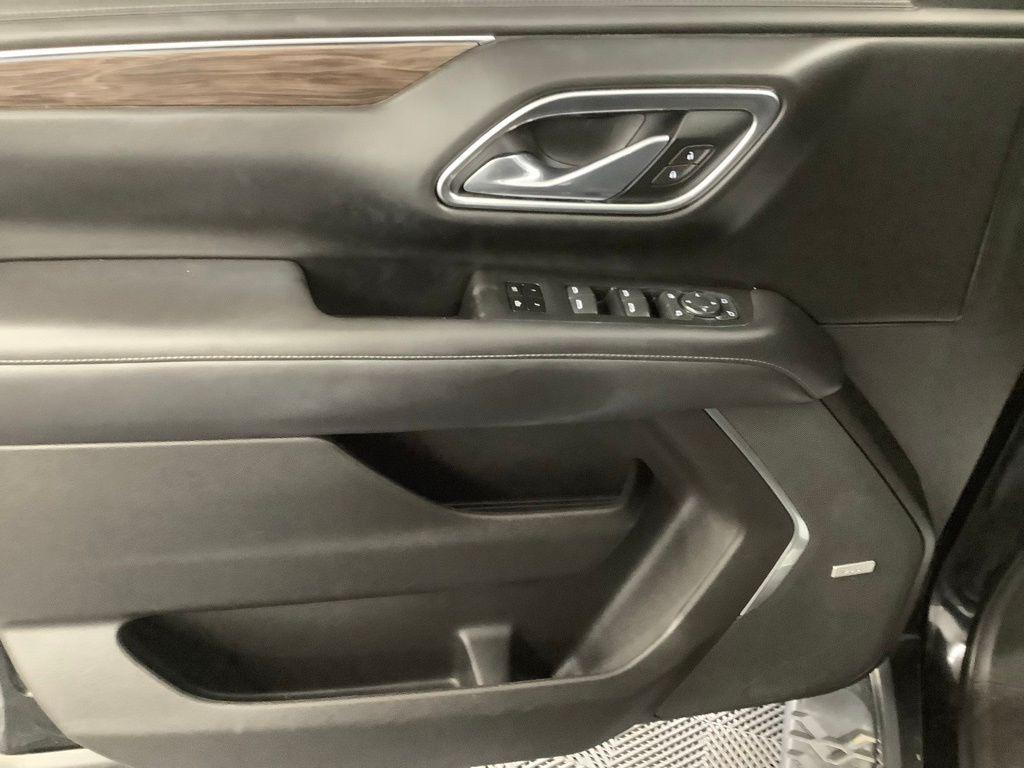 used 2021 Chevrolet Suburban car, priced at $39,980