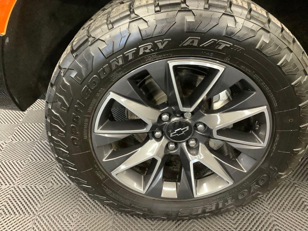 used 2021 Chevrolet Suburban car, priced at $39,980