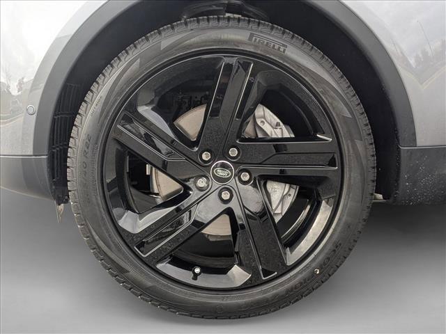 new 2025 Land Rover Discovery car, priced at $69,500