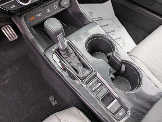 new 2025 Honda Civic Hybrid car, priced at $33,555