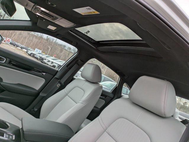 new 2025 Honda Civic Hybrid car, priced at $33,555