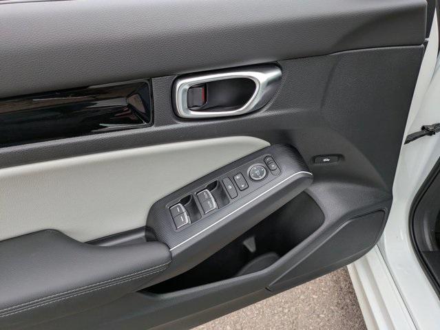 new 2025 Honda Civic Hybrid car, priced at $33,555