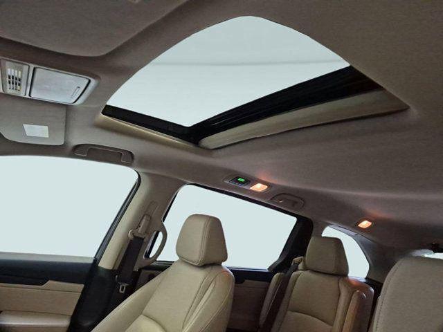 used 2025 Honda Odyssey car, priced at $38,191