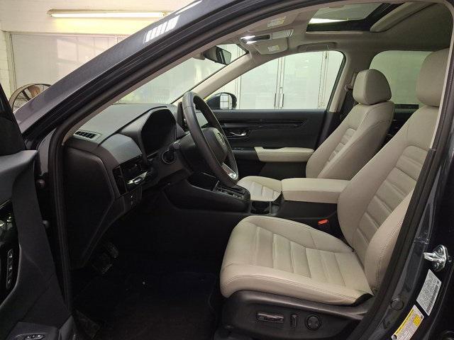 used 2025 Honda CR-V car, priced at $34,400