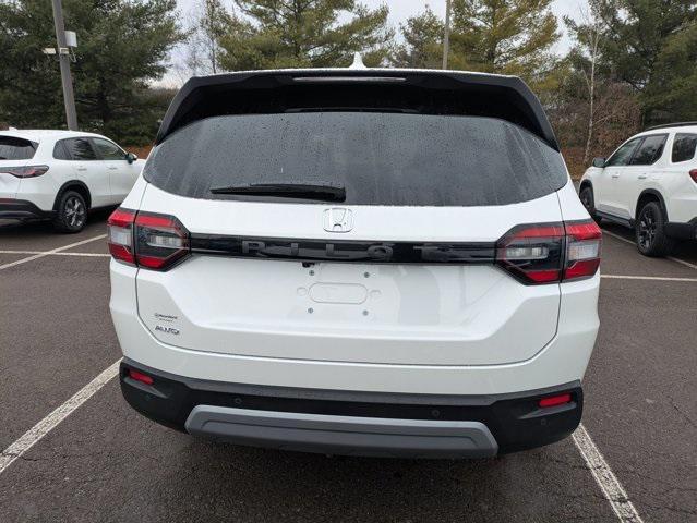 new 2025 Honda Pilot car, priced at $47,550