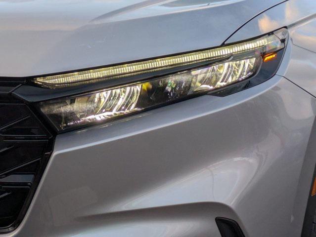 new 2026 Honda CR-V Hybrid car, priced at $41,675