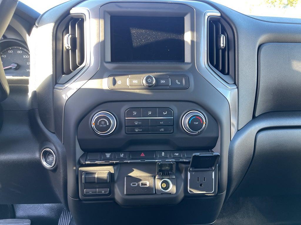 new 2025 Chevrolet Silverado 3500 car, priced at $68,118