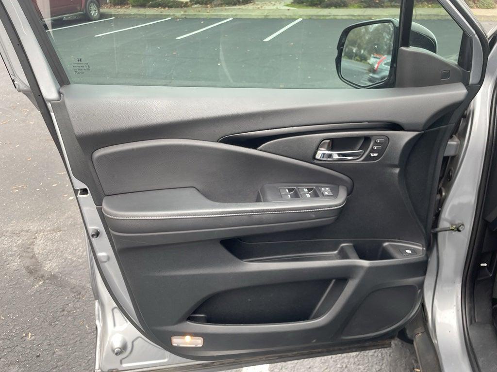 used 2019 Honda Ridgeline car, priced at $25,989