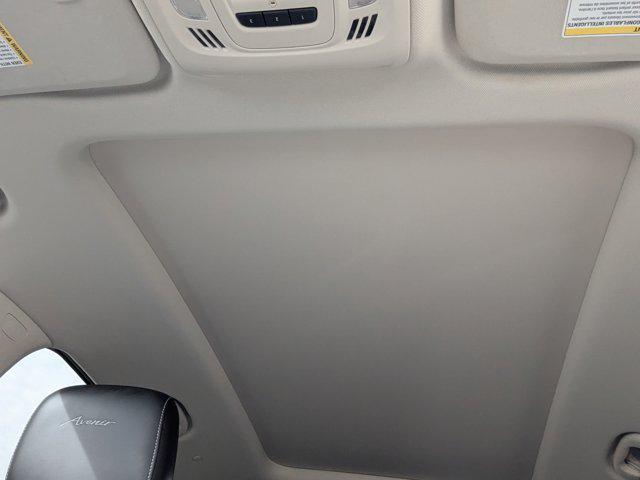 used 2022 Buick Envision car, priced at $30,999