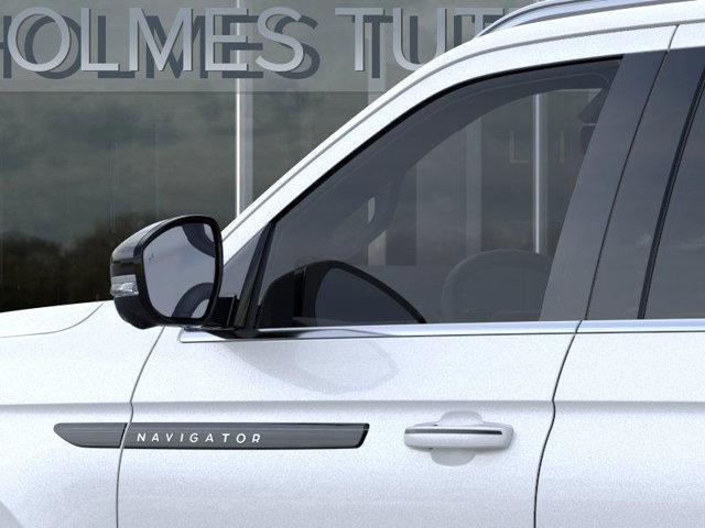 new 2026 Lincoln Navigator car, priced at $124,535