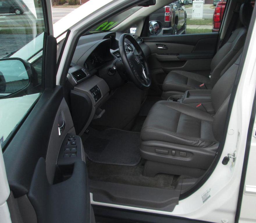 used 2017 Honda Odyssey car, priced at $17,995