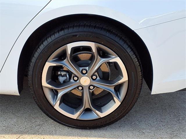 used 2024 Chevrolet Malibu car, priced at $18,989