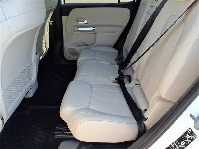 used 2021 Mercedes-Benz GLB 250 car, priced at $25,879