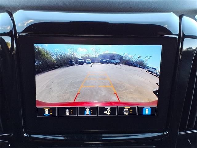 used 2023 Chevrolet Traverse car, priced at $39,399