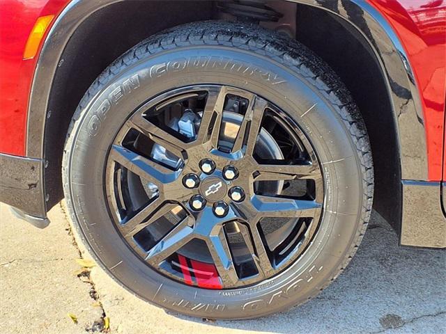 used 2023 Chevrolet Traverse car, priced at $39,399