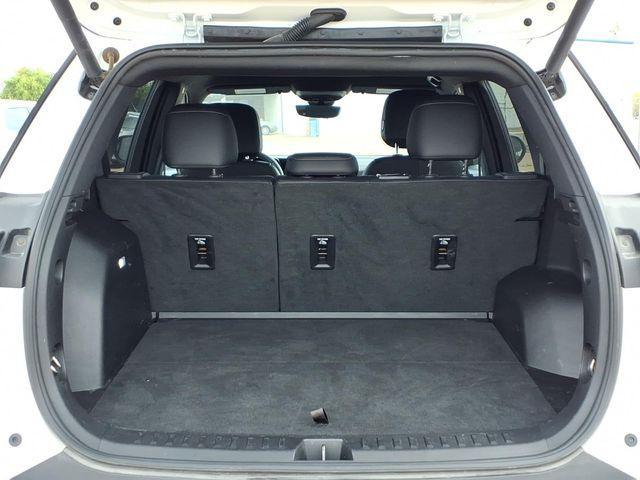 used 2025 Chevrolet Equinox car, priced at $25,424