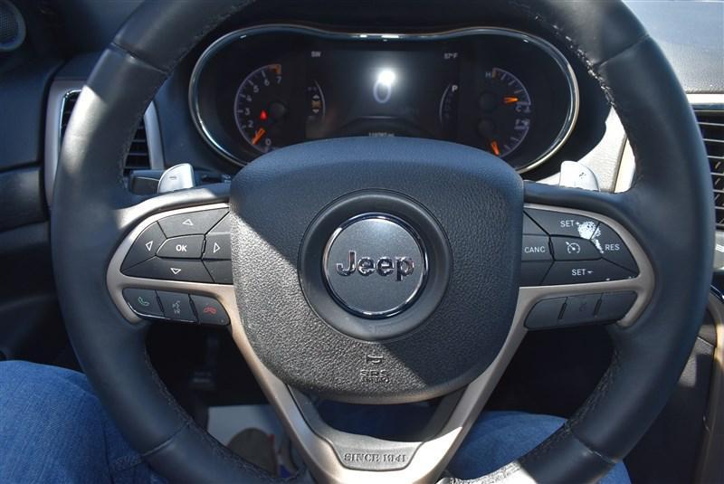 used 2015 Jeep Grand Cherokee car, priced at $11,995