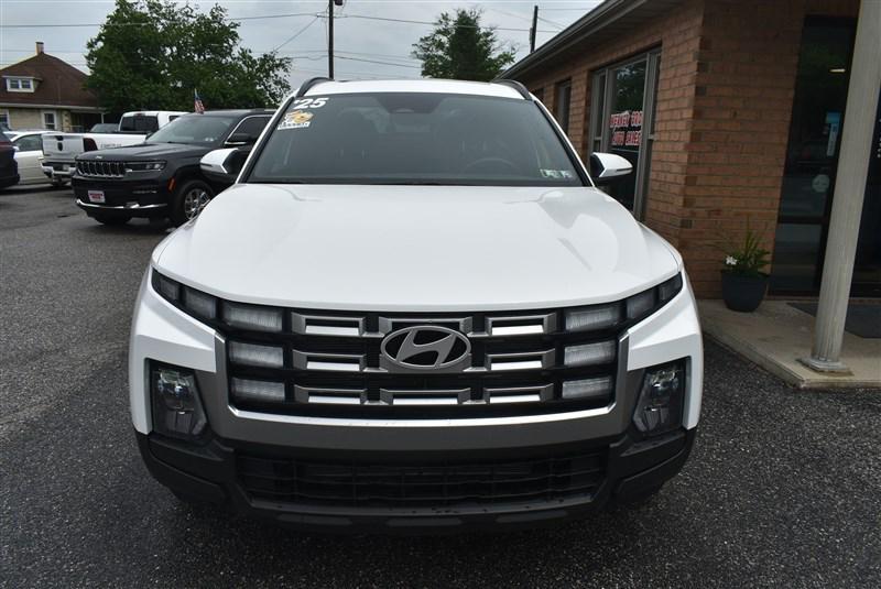 used 2025 Hyundai SANTA CRUZ car, priced at $31,994