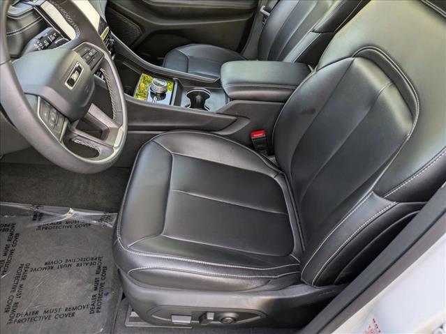 used 2023 Jeep Grand Cherokee car, priced at $30,406