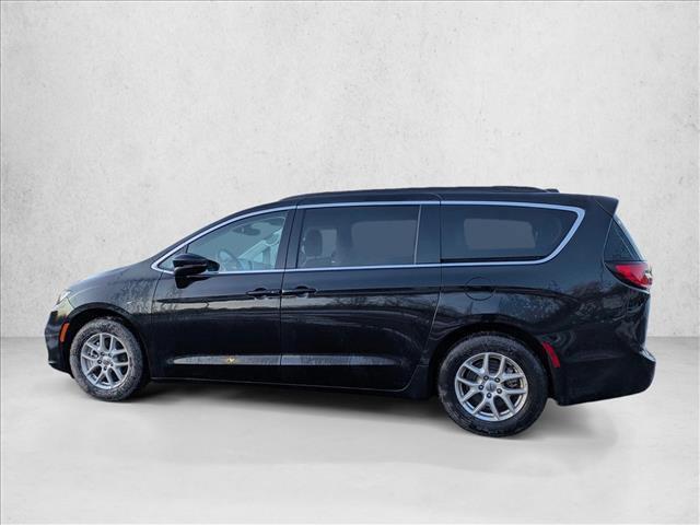 used 2022 Chrysler Pacifica car, priced at $21,553