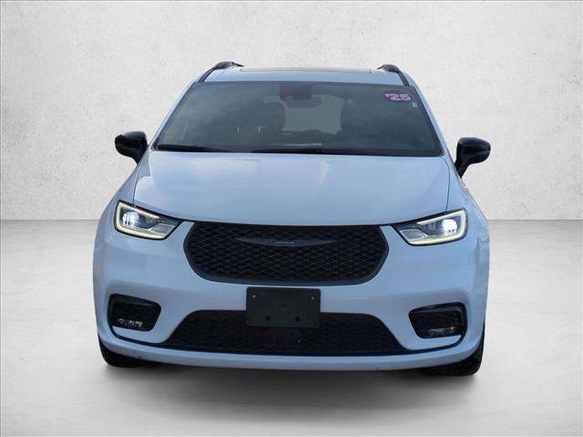 used 2025 Chrysler Pacifica car, priced at $33,931