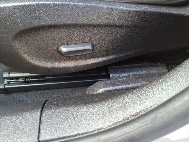 used 2015 Chevrolet Cruze car, priced at $9,000